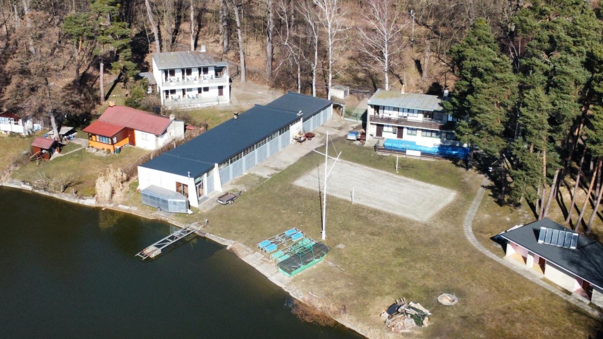Yacht Club Bezdrev Ξενοδοχείο Hluboká nad Vltavou Εξωτερικό φωτογραφία